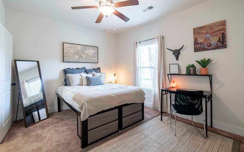 Station Alafaya Bedroom